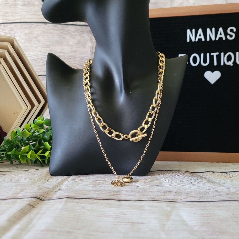 💥 Gold Layered Chunky Chain Heart Pendant Necklace✨️ - Picture 11 of 12
